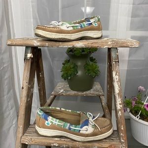 Boat shoes